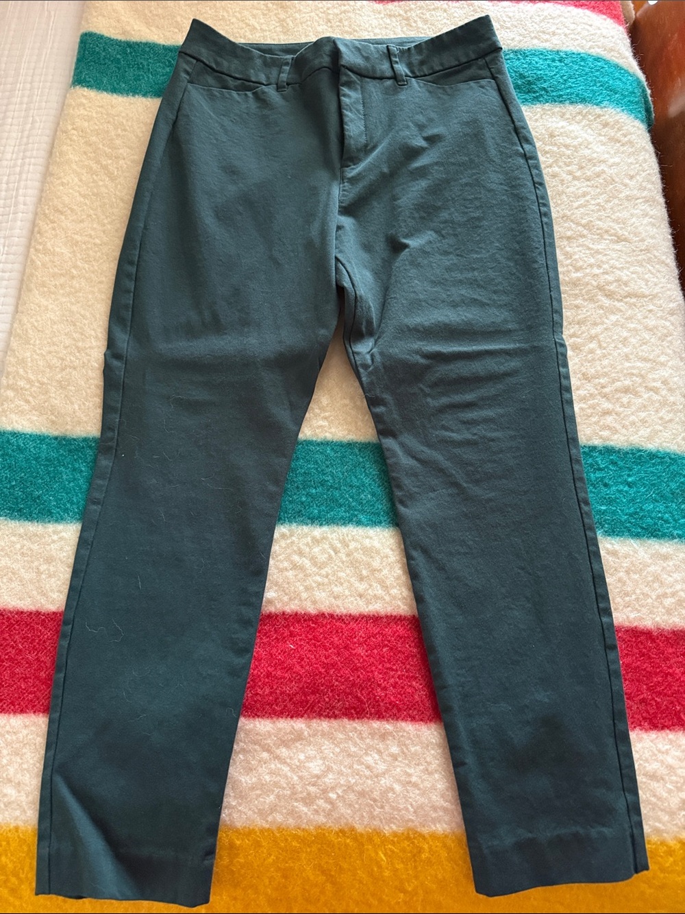 Old Navy Pixie Skinny Dark Green